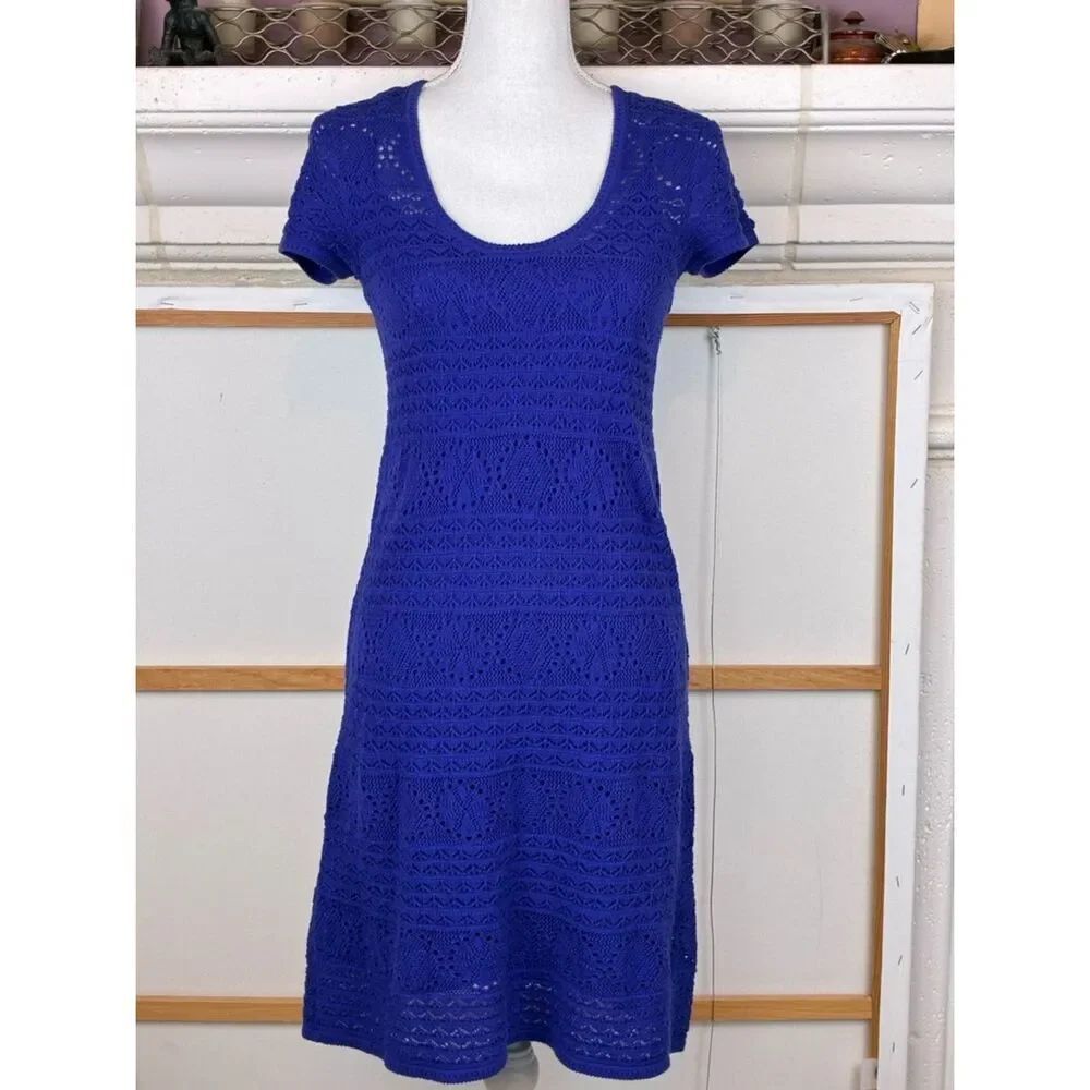Lily Pulitzer Paulette Royal Blue Crochet Knit Dress lined w/lacy cap sleeves